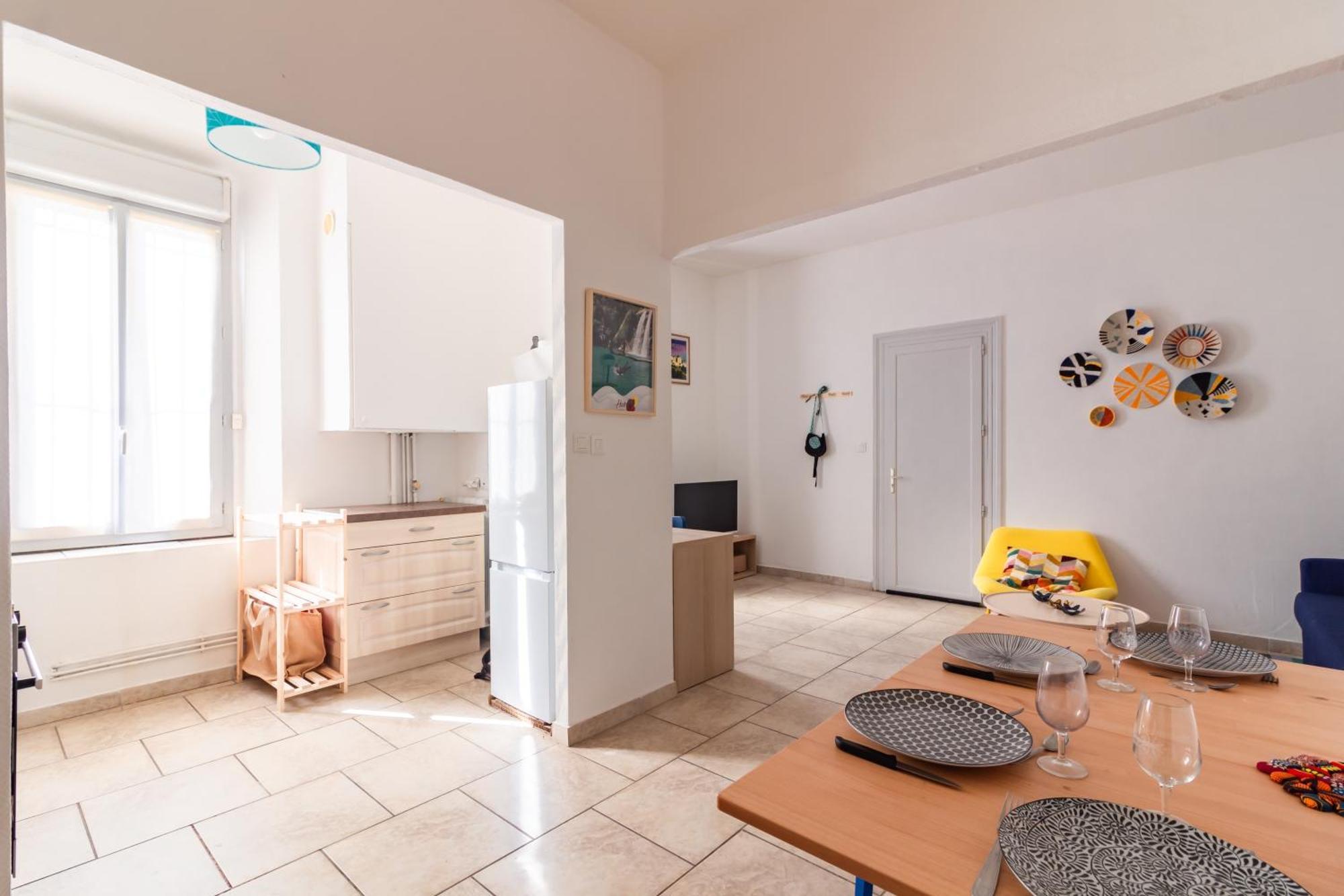 Le Cerisier Des 4 Chemins - Appt 75M² Pour 6 Apartment Carcassonne Luaran gambar